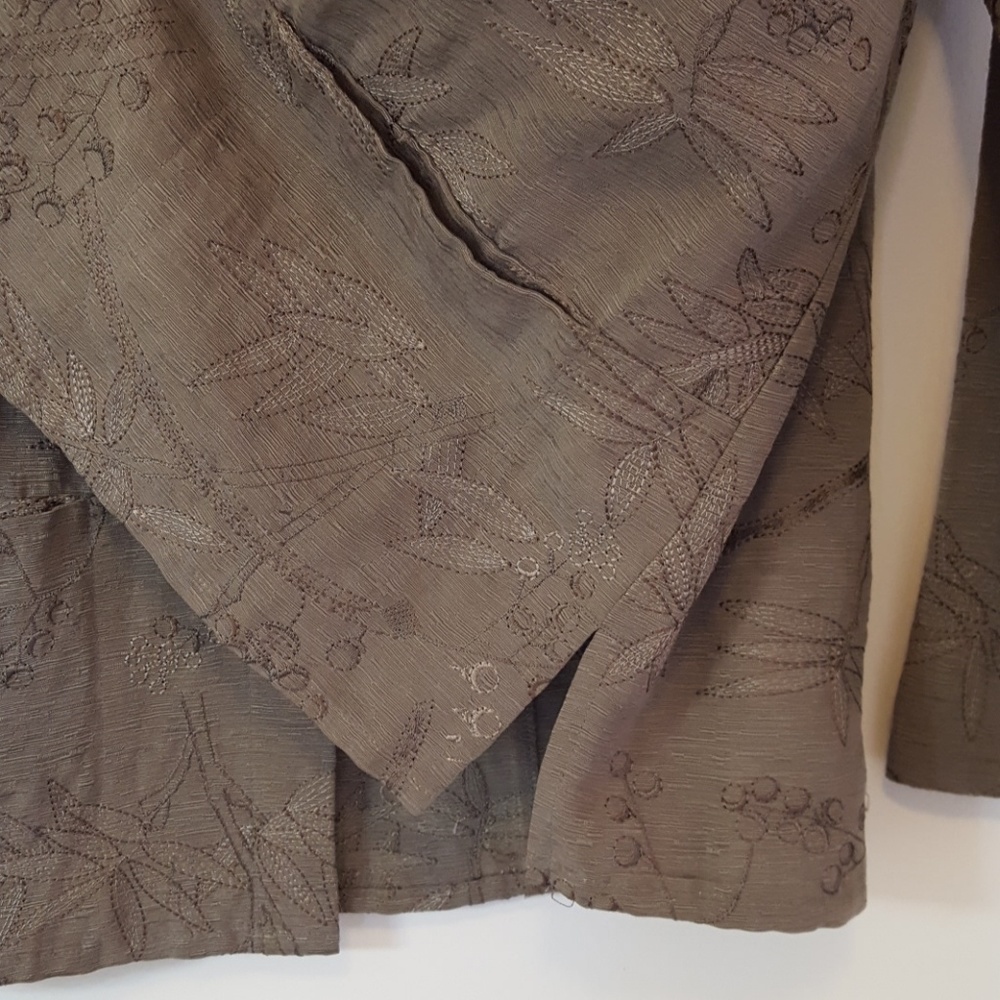 Chico's Design top/jacket/blazer - Picture 5 of 10